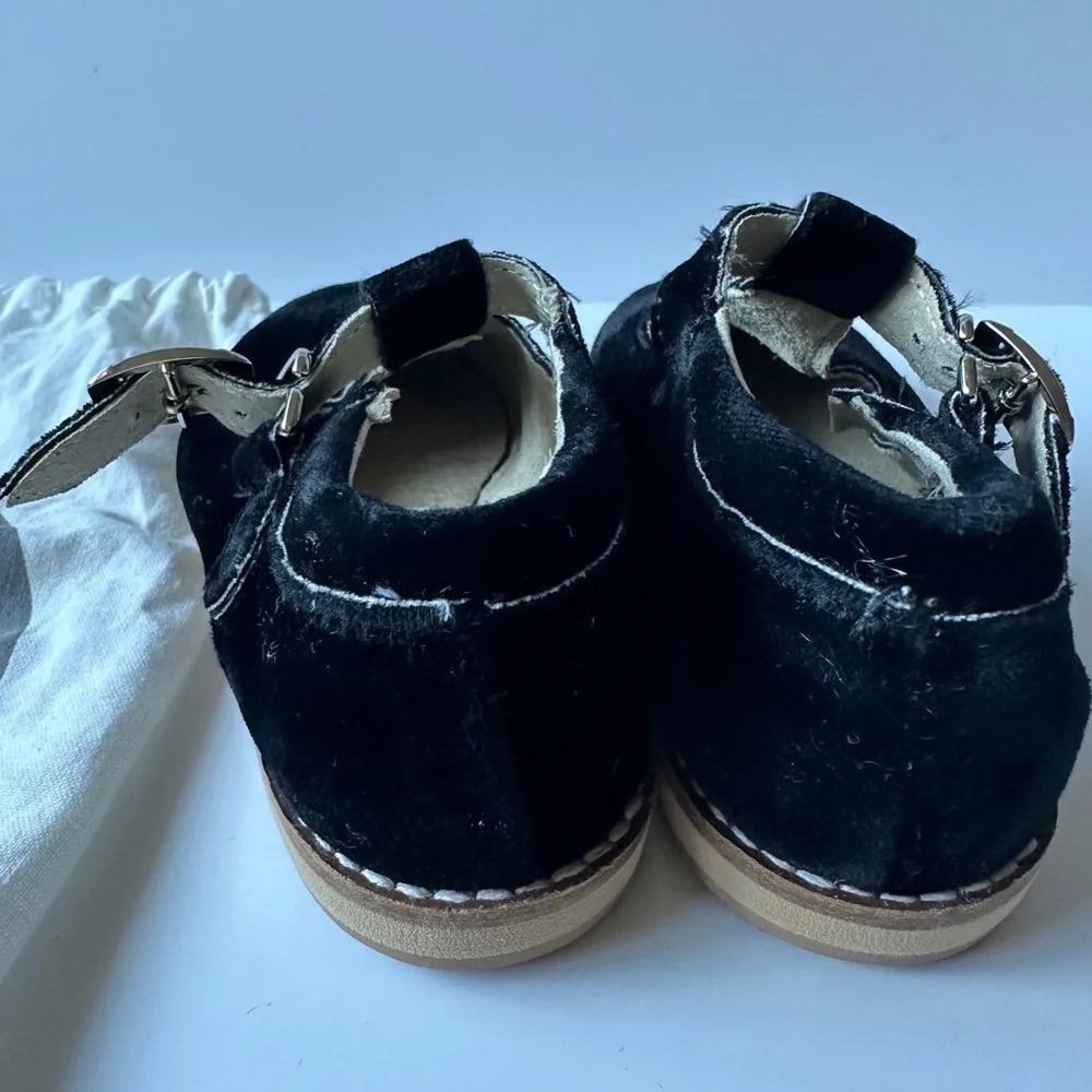 Girls’ Black Velvet‎ Mon Petit T-Strap Shoes